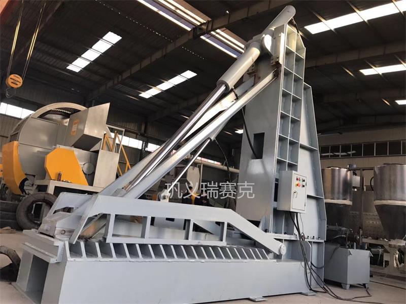 大型廢舊輪胎剪斷處理設(shè)備_輪胎剪斷機