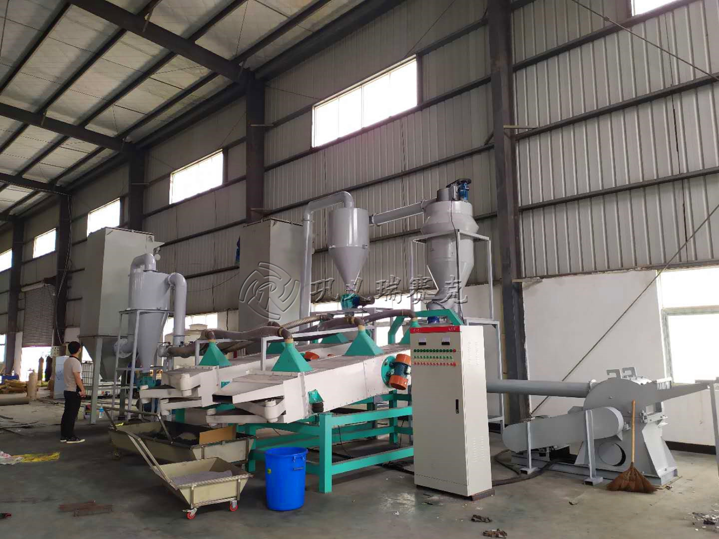 鋰電池極片處理設(shè)備客戶現(xiàn)場案例視頻